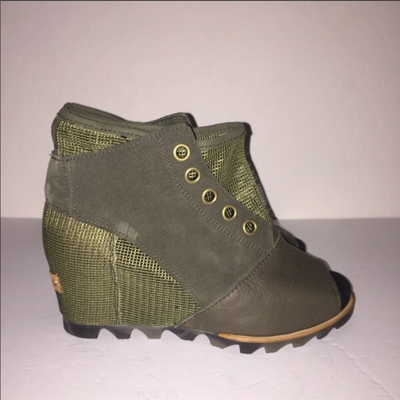 sorel joanie mesh wedge bootie